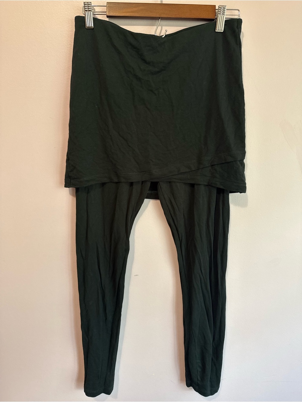 CABI Women's Dark Green Skirted Leggings M'Leggings Style 3857 Size M